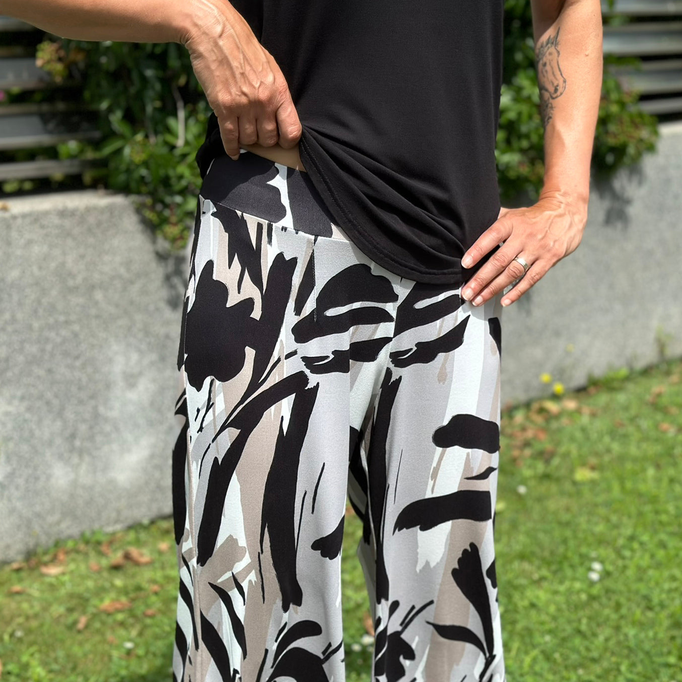 Dámské široké letní 3/4 kalhoty