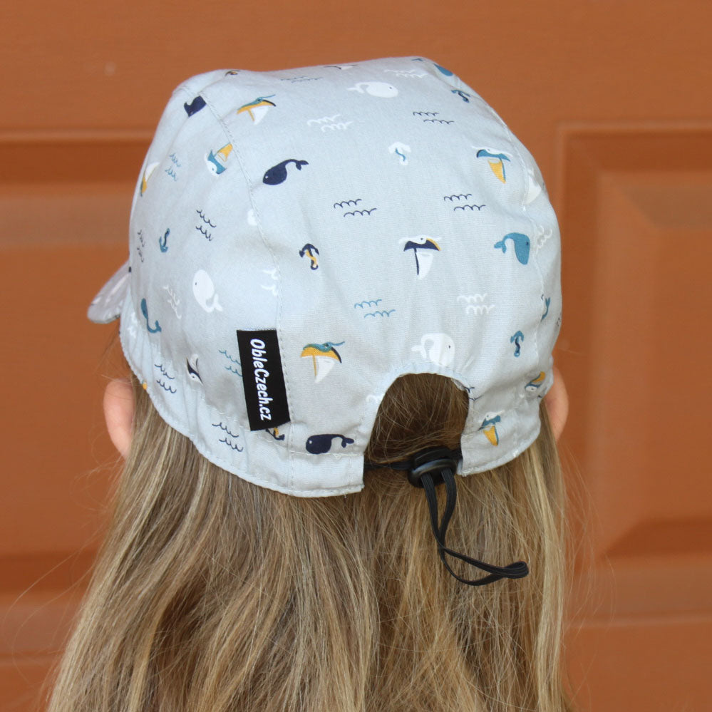 Kšiltovka šedá velryby a loďky