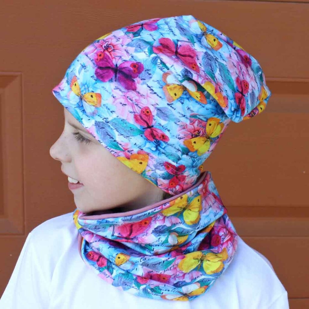 Jaro/podzim čepice z TEPLÁKOVINY