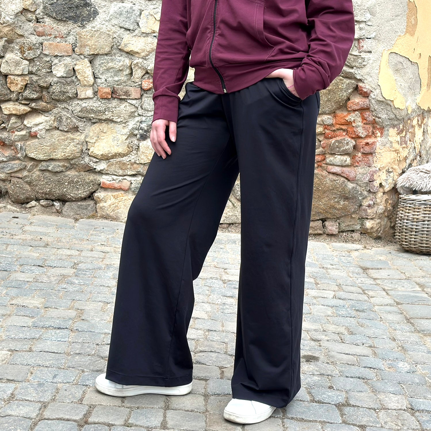 Dámské široké kalhoty FIT černé