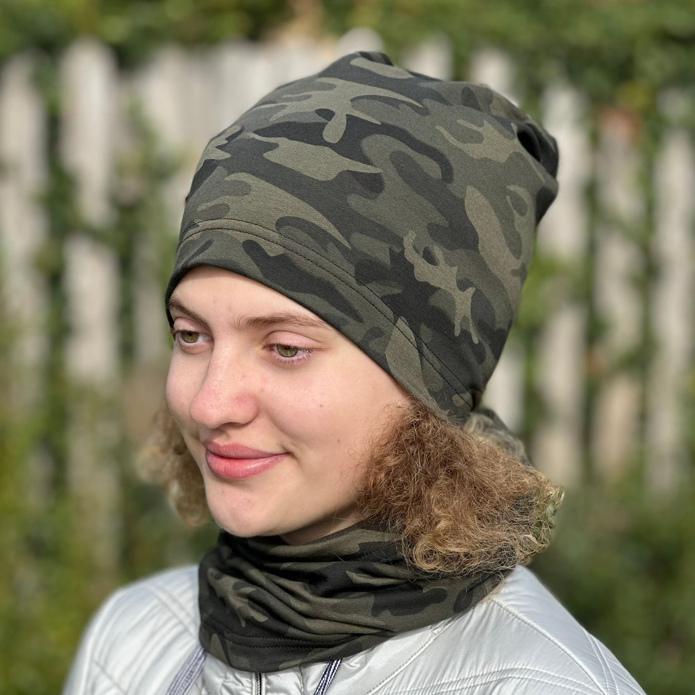 Jarní/podzimní čepice olivový maskáč Ada