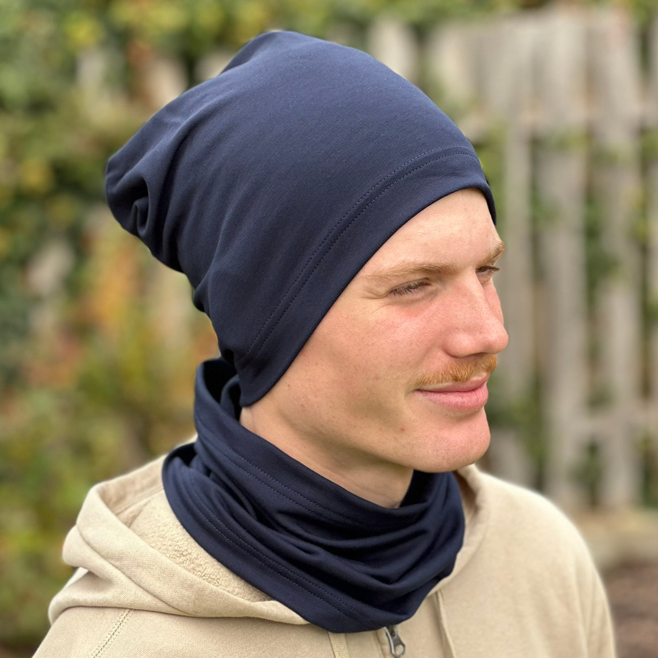 Jarní/podzimní čepice tmavě modrá