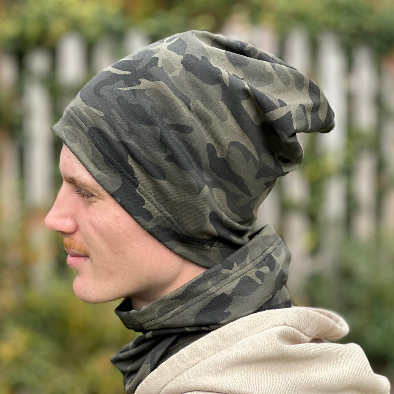Jarní/podzimní čepice olivový maskáč