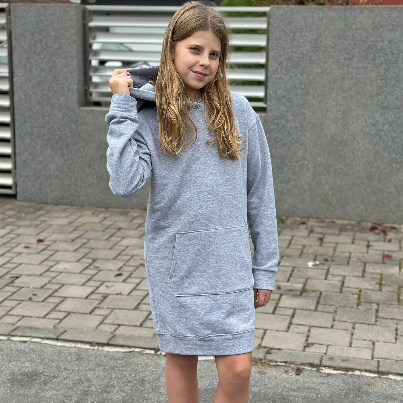 Mikinové šaty Daniela světle šedý melír