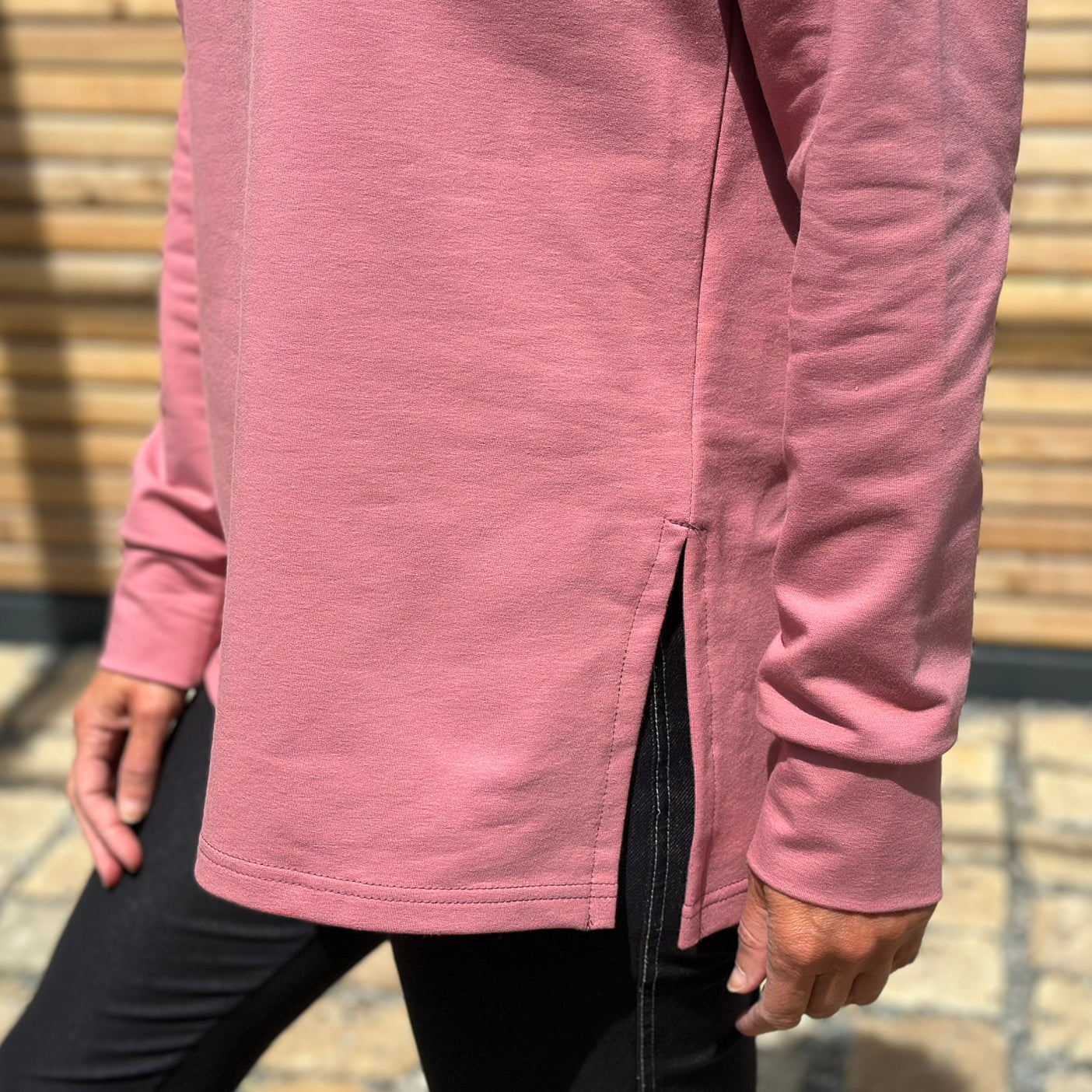 Mikina Merch starorůžová s rozparky