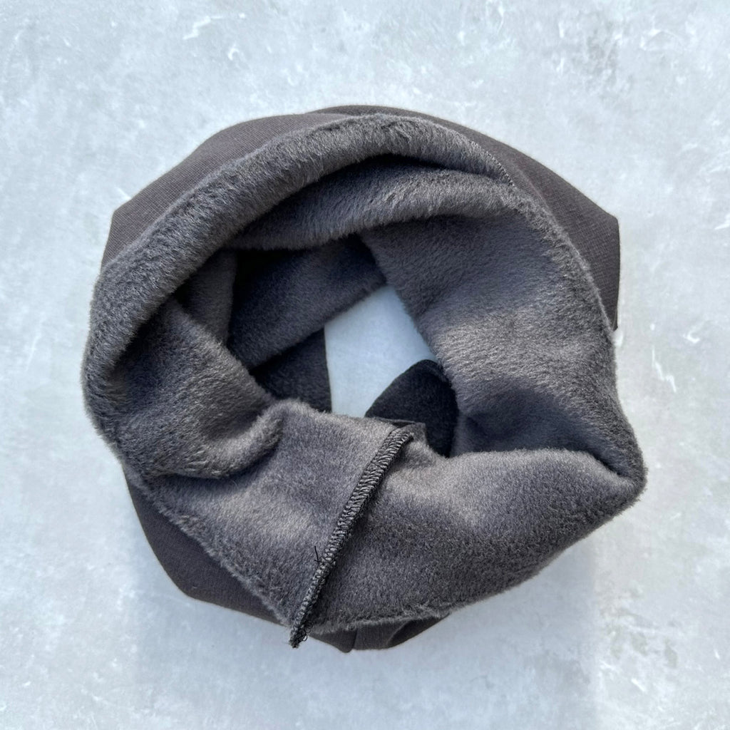 Zimní nákrčník z WARMKEEPERU