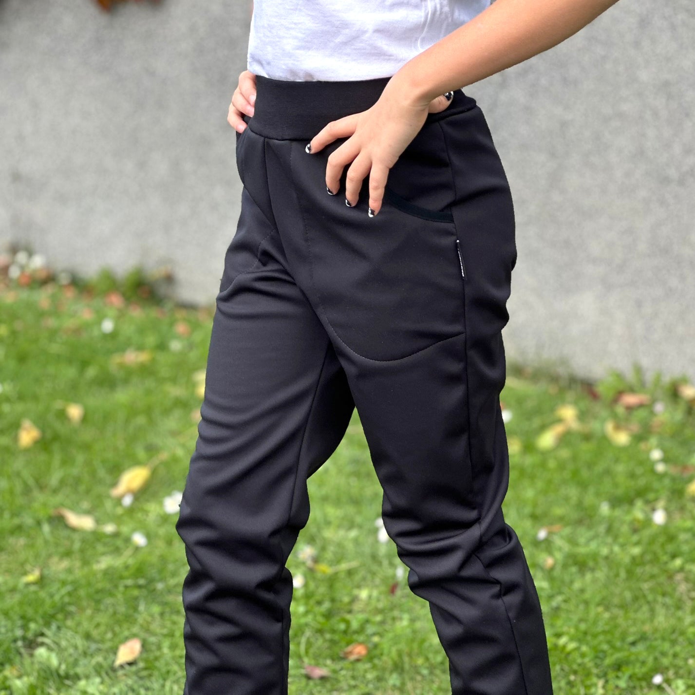 Legínové softshell kalhoty černé