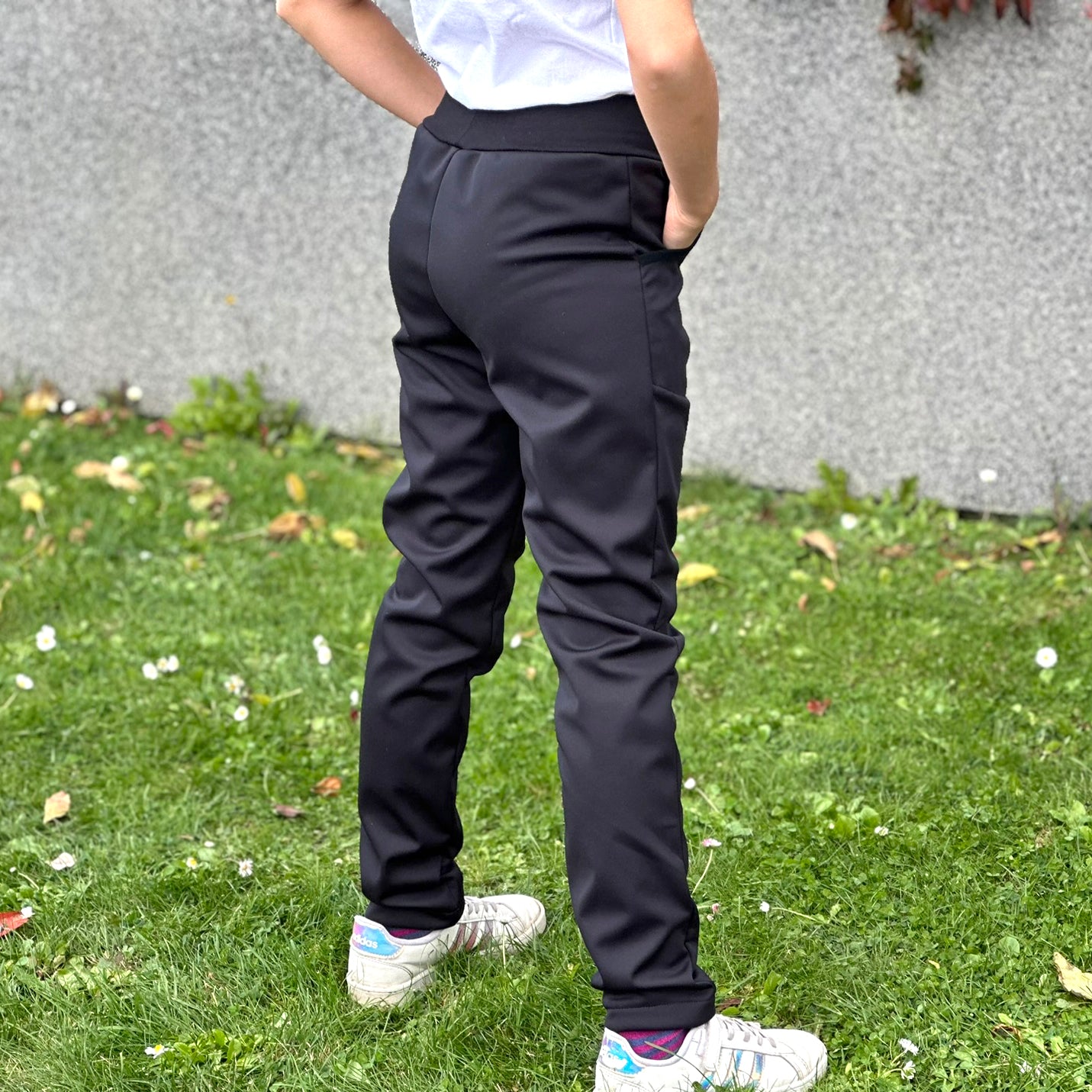 Legínové softshell kalhoty černé