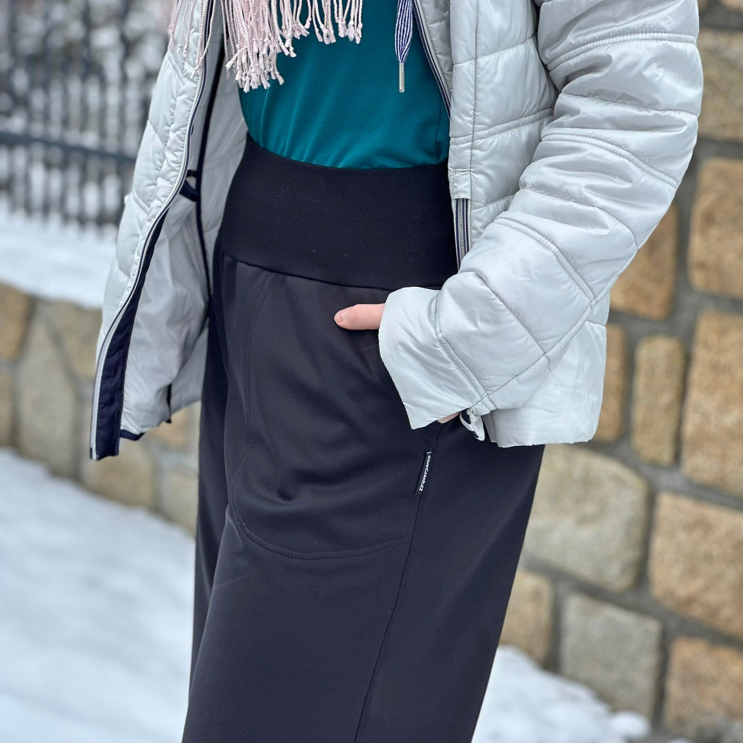 Černé zimní široké kalhoty softshell