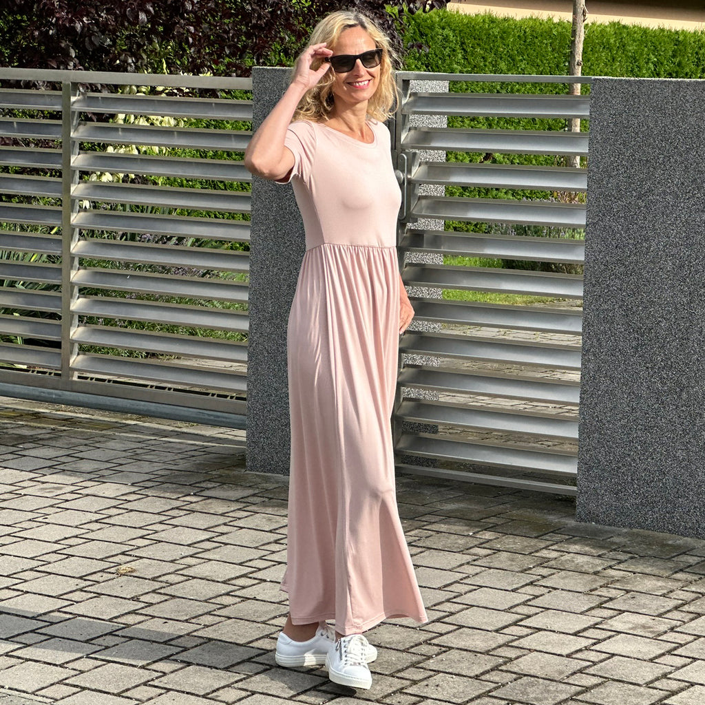 Šaty Sue maxi pudrové