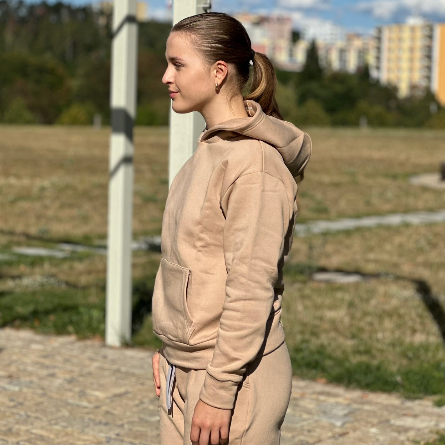 Mikina Merch béžová