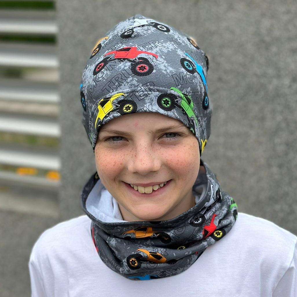 Jarní/podzimní čepice šedá monster truck Ivo