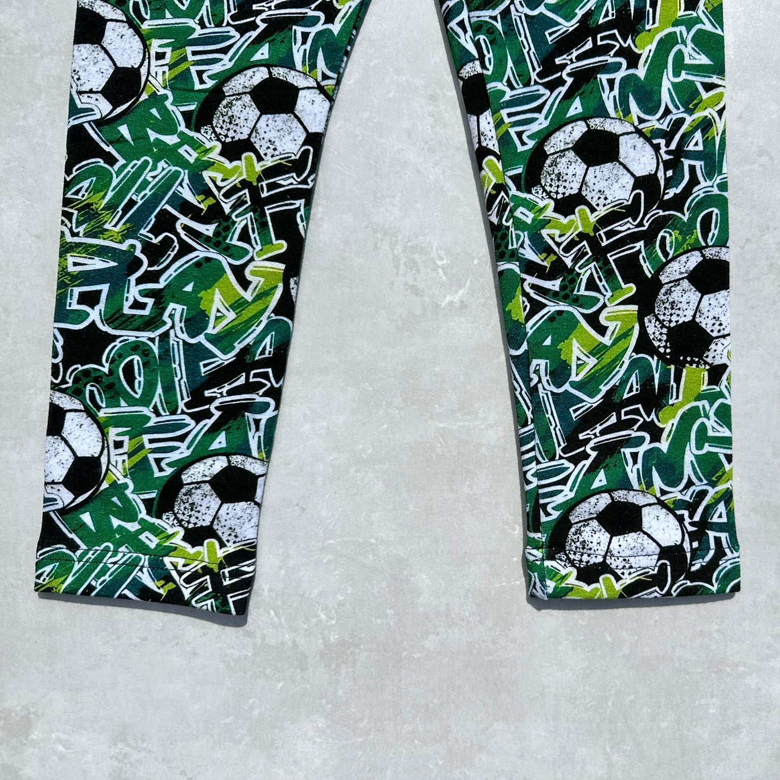 Legínové tepláky (spodky) zelené fotbal