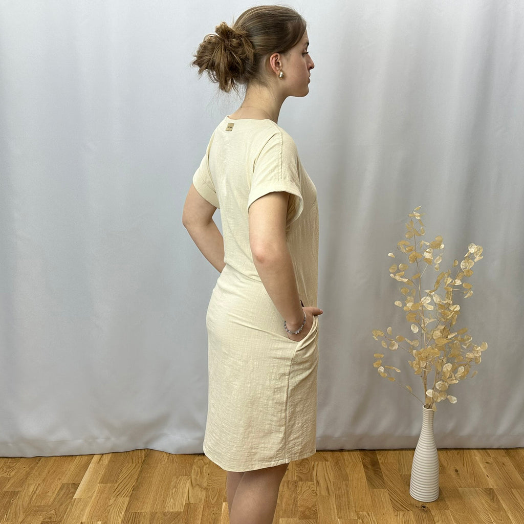 Dámské letní šaty s krátkým rukávem