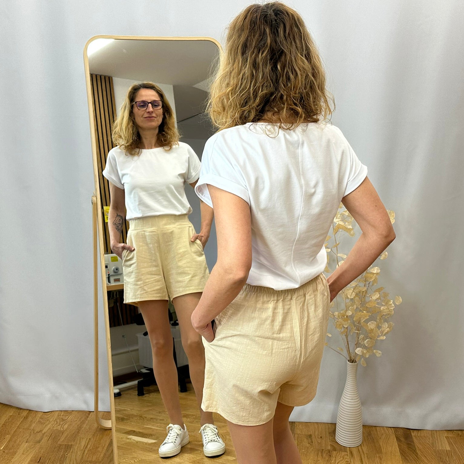 Kraťasy dámské letní béžové