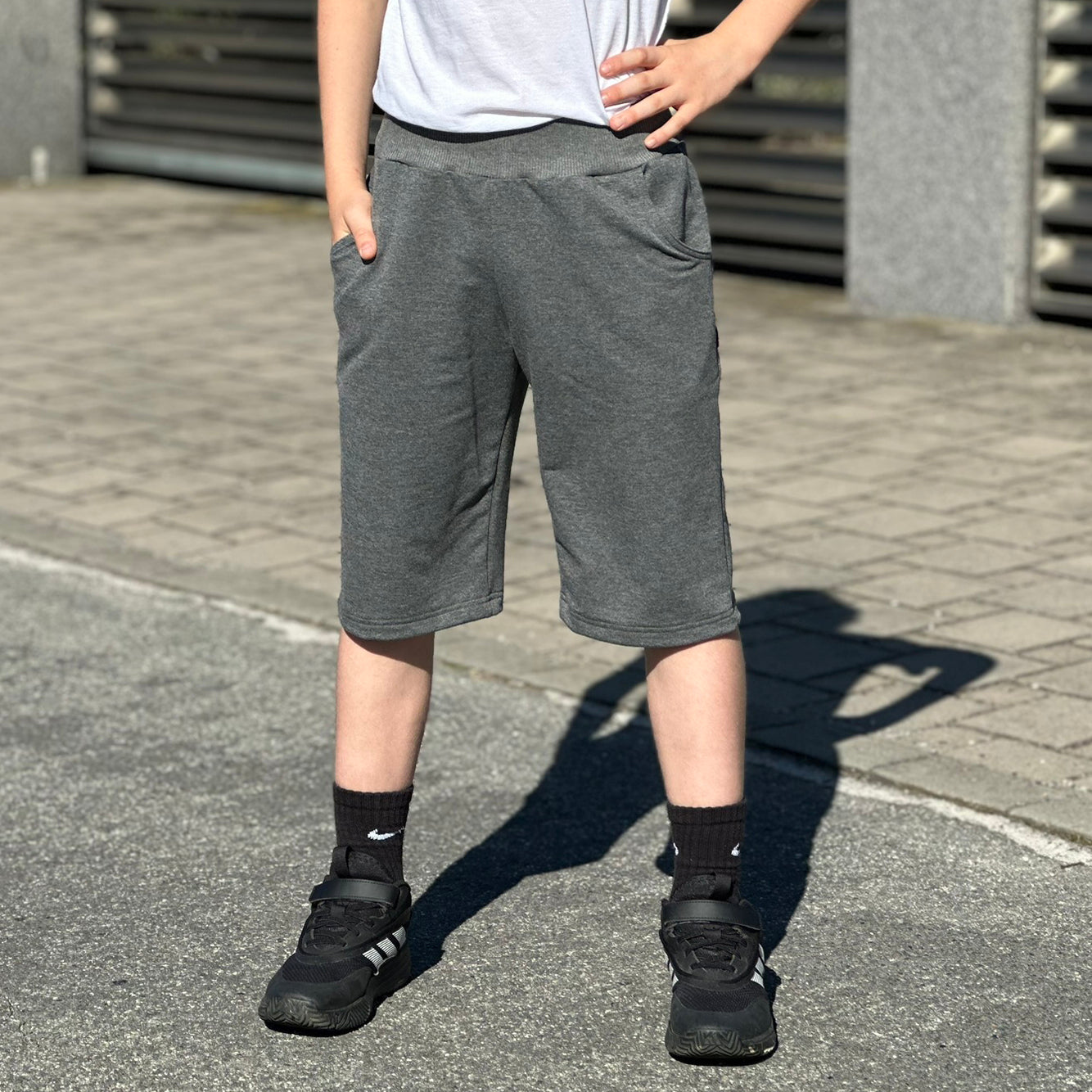 Kraťasy tmavě šedý melír