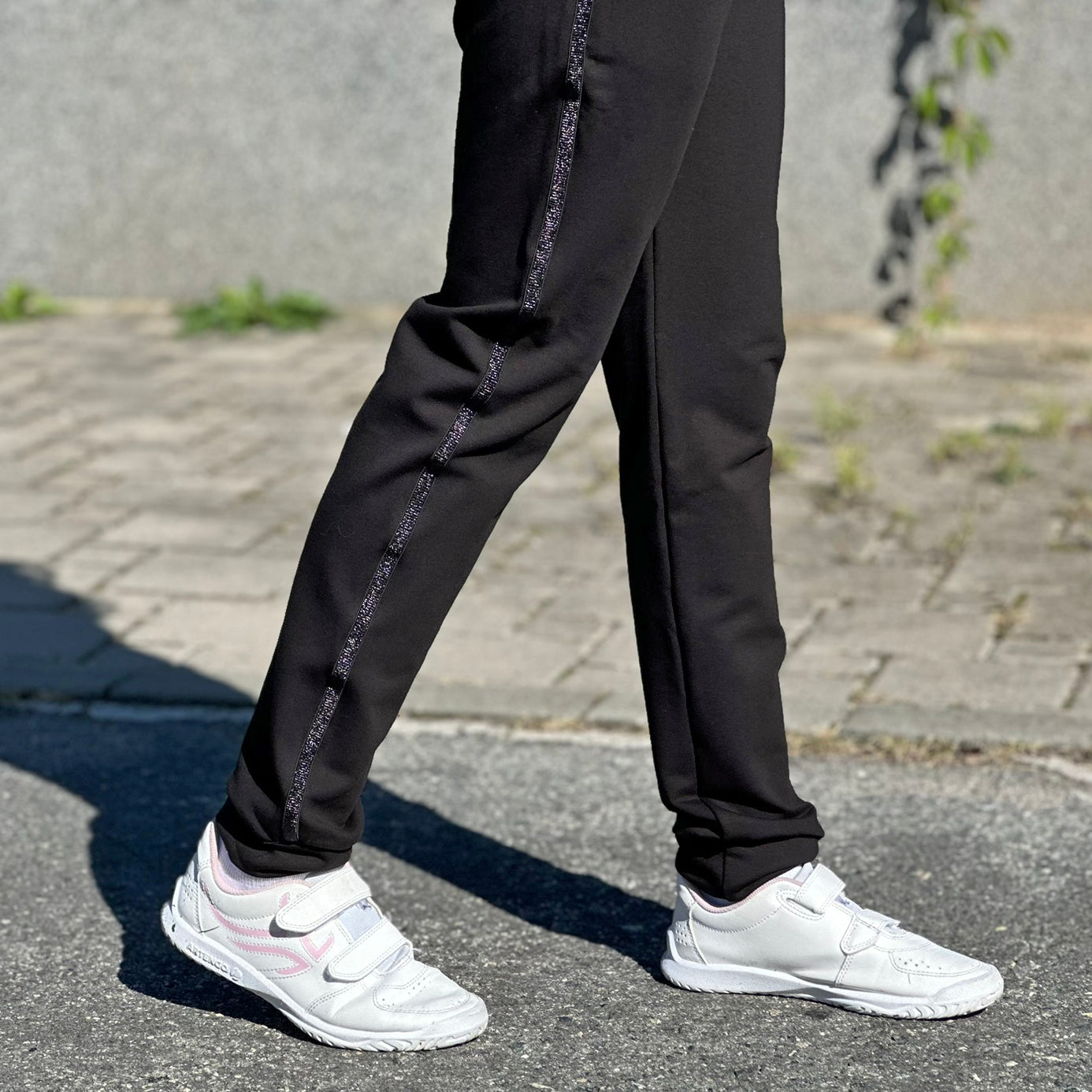 Tepláky Walk černé s lampasem