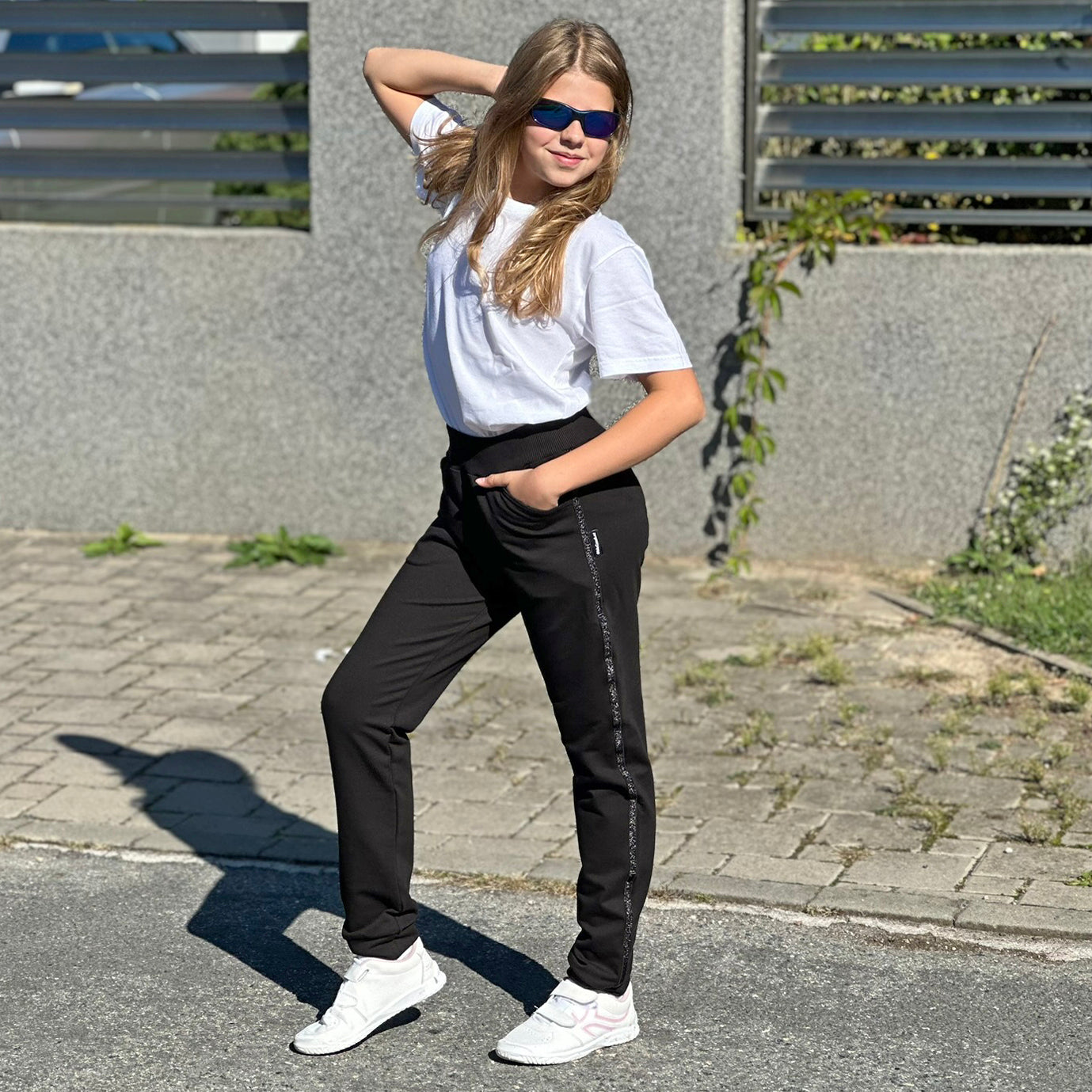 Tepláky Walk černé s lampasem