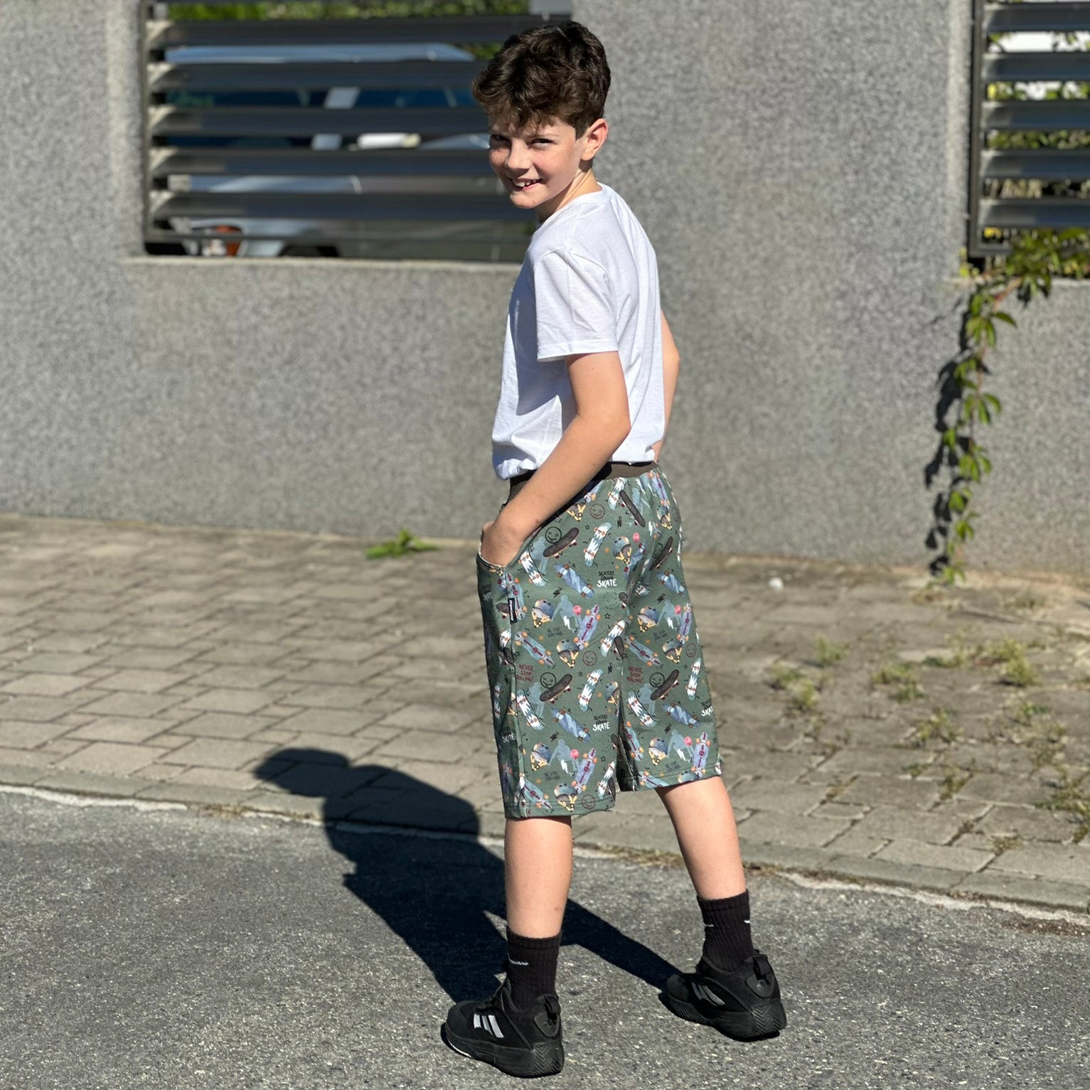 Kraťasy olivové skate