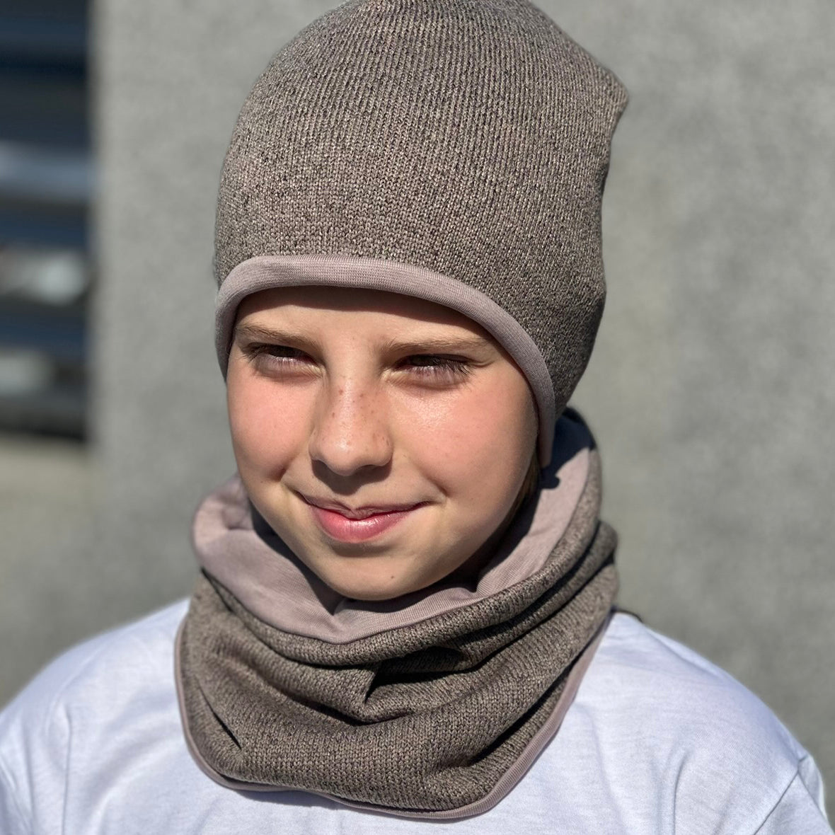 Zimní čepice taupe melír Bára