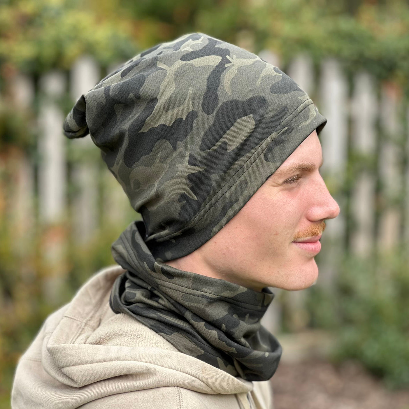 Jarní/podzimní čepice olivový maskáč