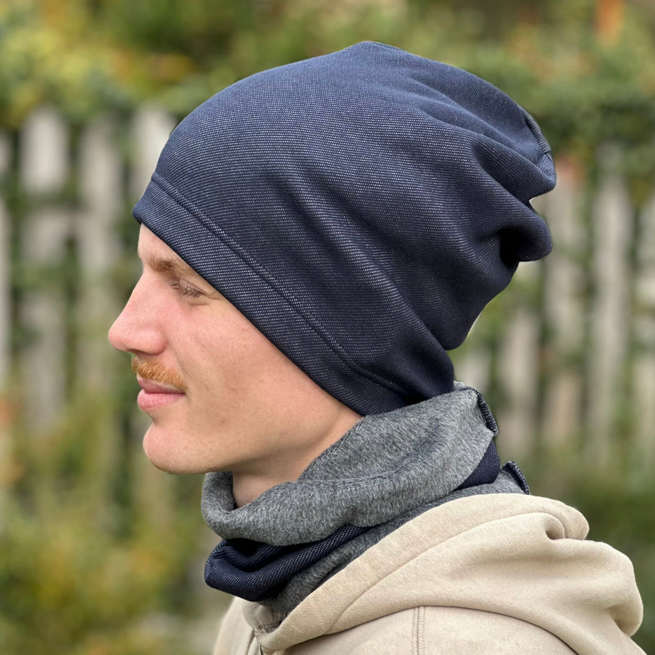 Zimní čepice tmavě modrá denim