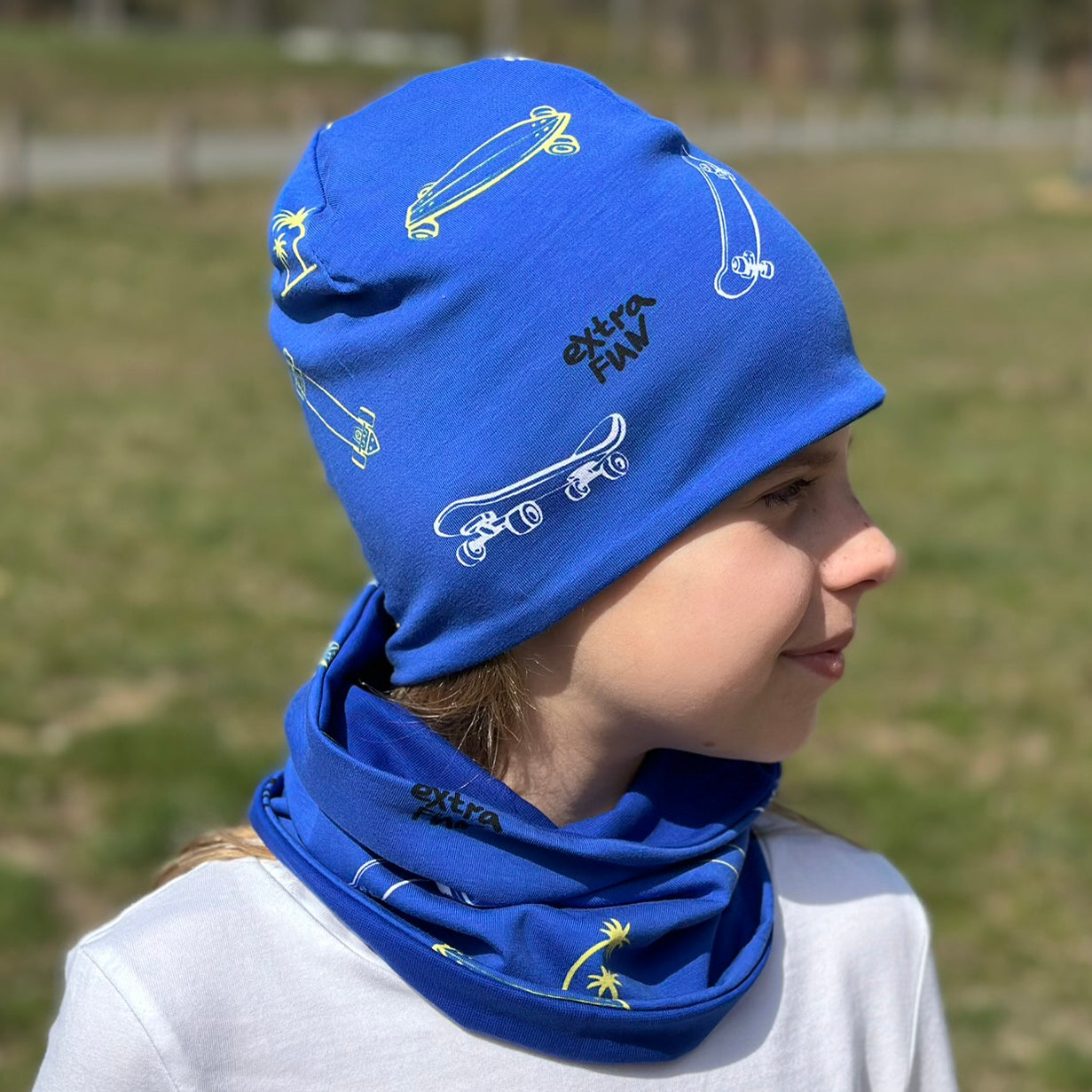 Zimní čepice královská modrá skate Dan