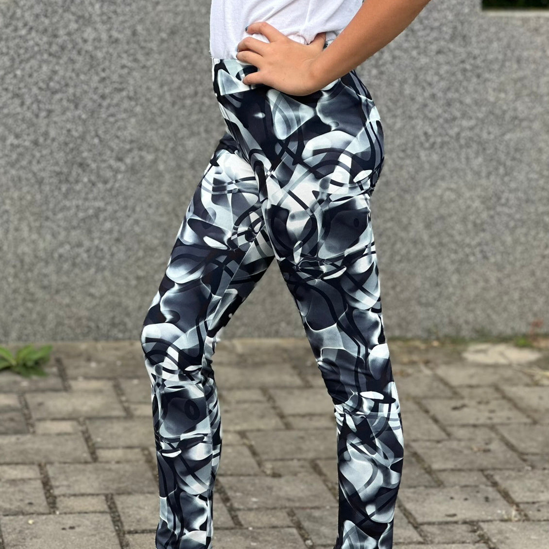 Fitness legíny černobílé