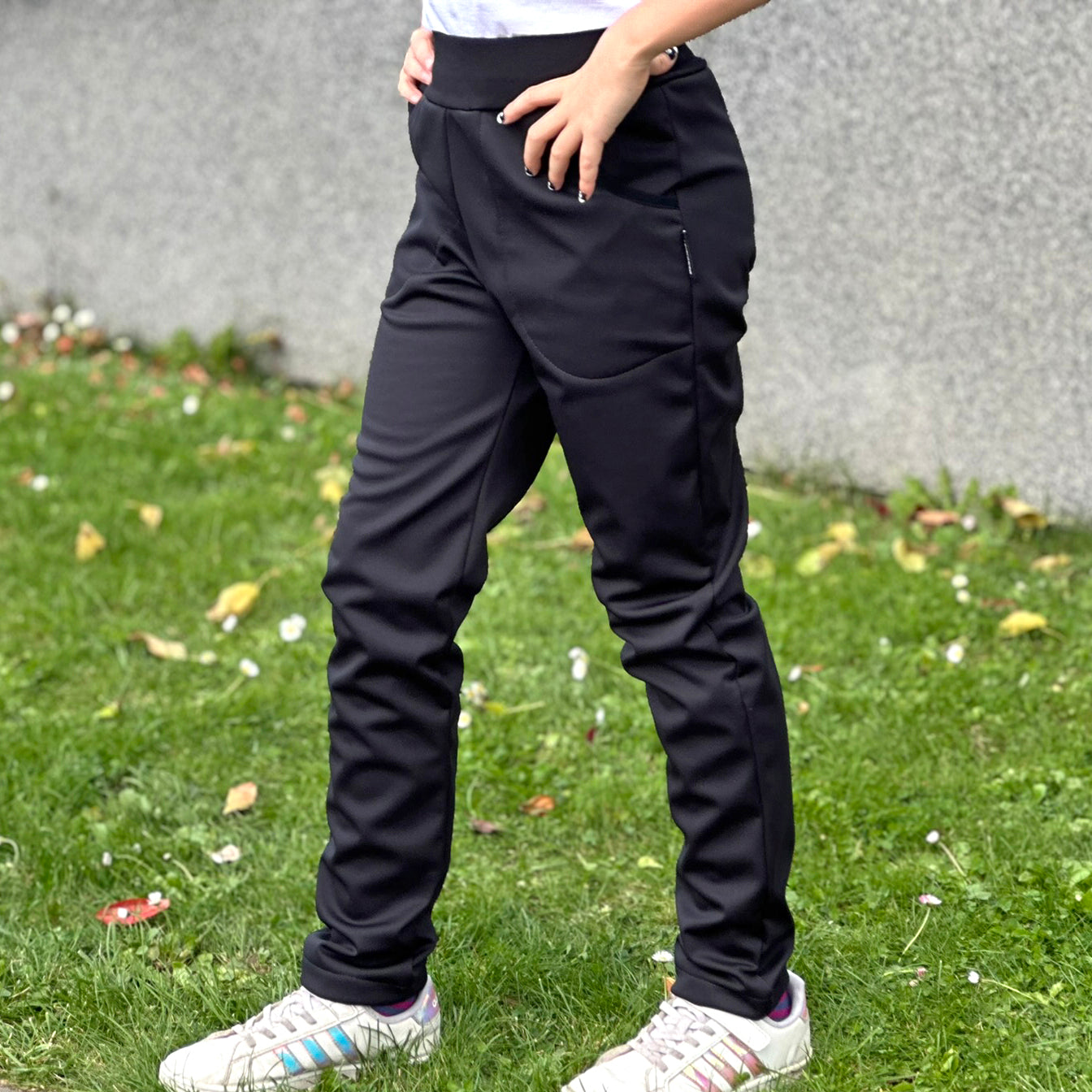 Legínové softshell kalhoty černé