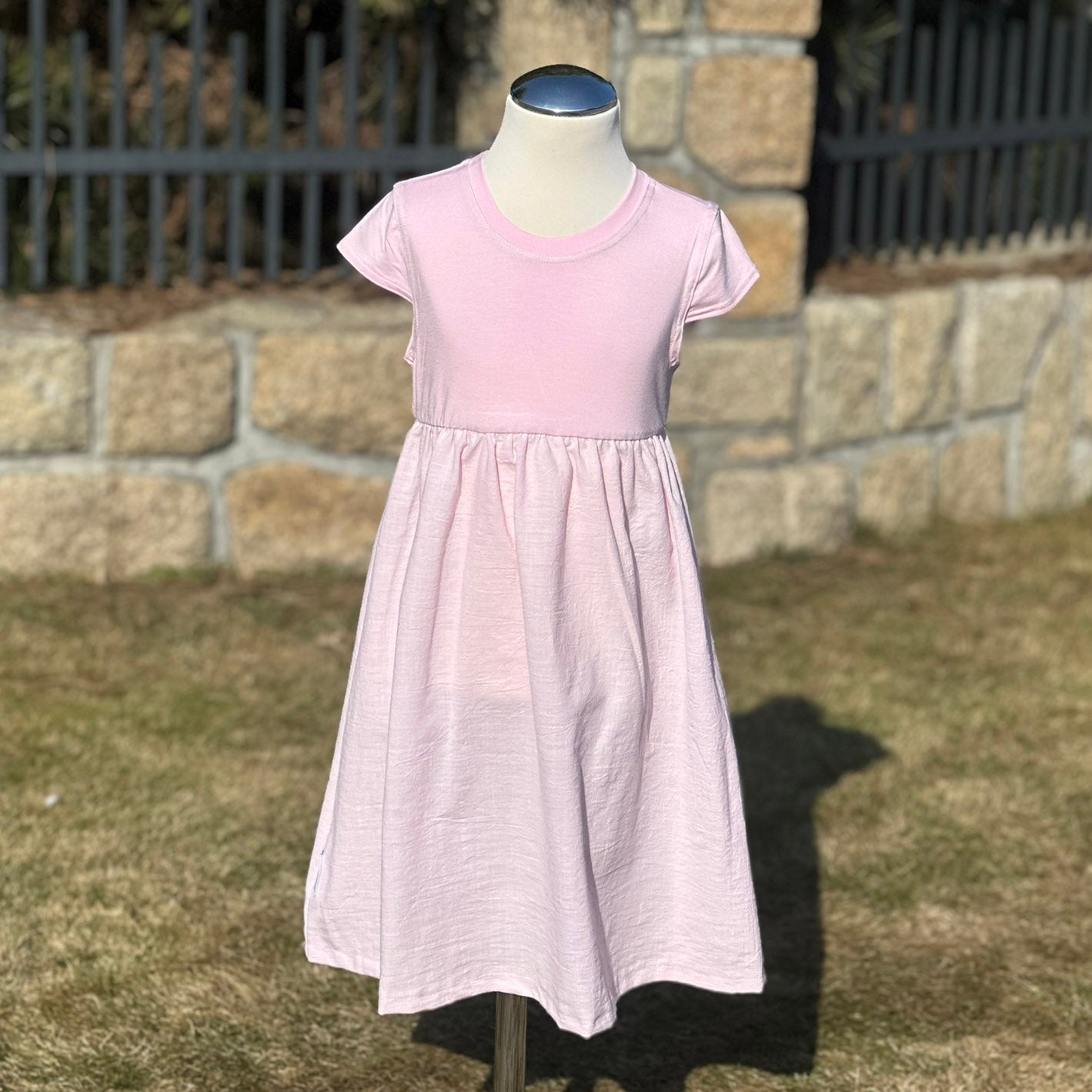 Dívčí letní šaty lněné